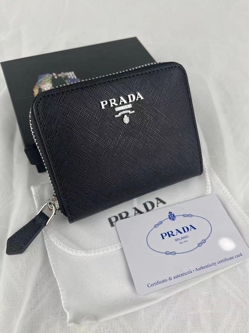 PRADA プラダ ミニウォレット 小銭入れ シルバーロゴ