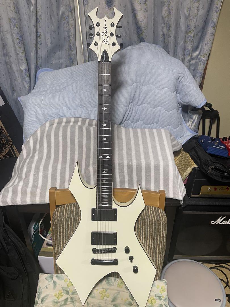 ステンレスジャンボフレット B.C. Rich Warlock EMG 搭載！