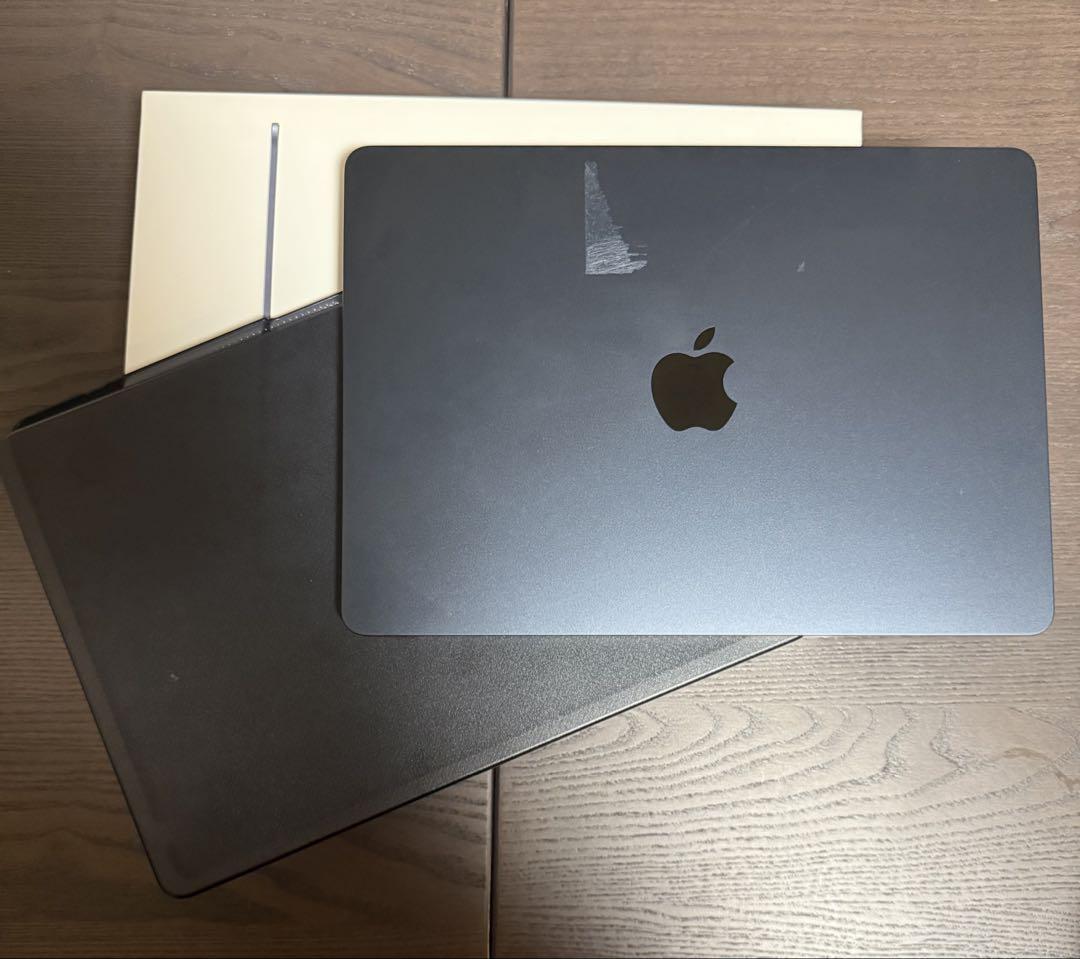 Apple MacBook Air M2 8G 256GBMacBook本体