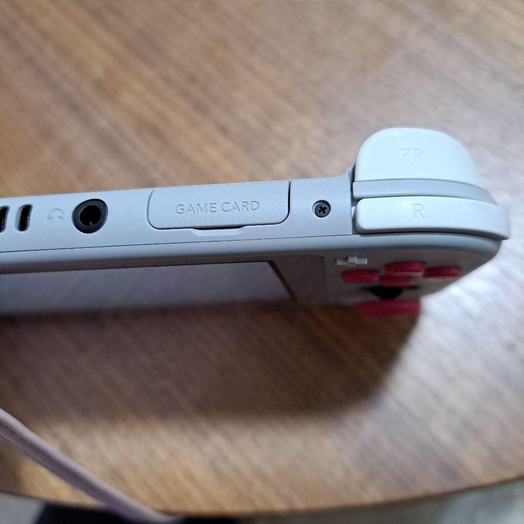 Nintendo Switch Lite グレー本体　ザシアン・ザマゼンタ