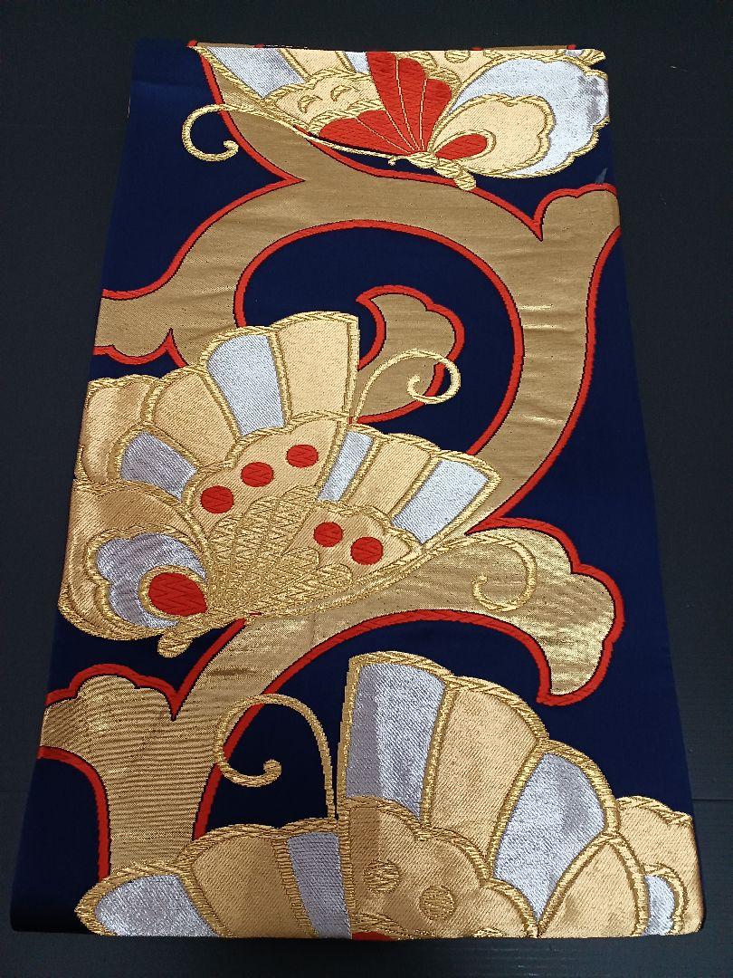 ［六通］　袋帯　中古品　蝶に唐草　416cm O-653