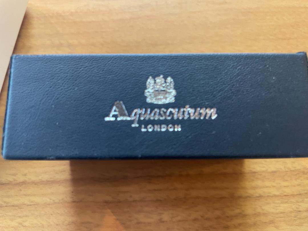 London カフスボタンとティバー