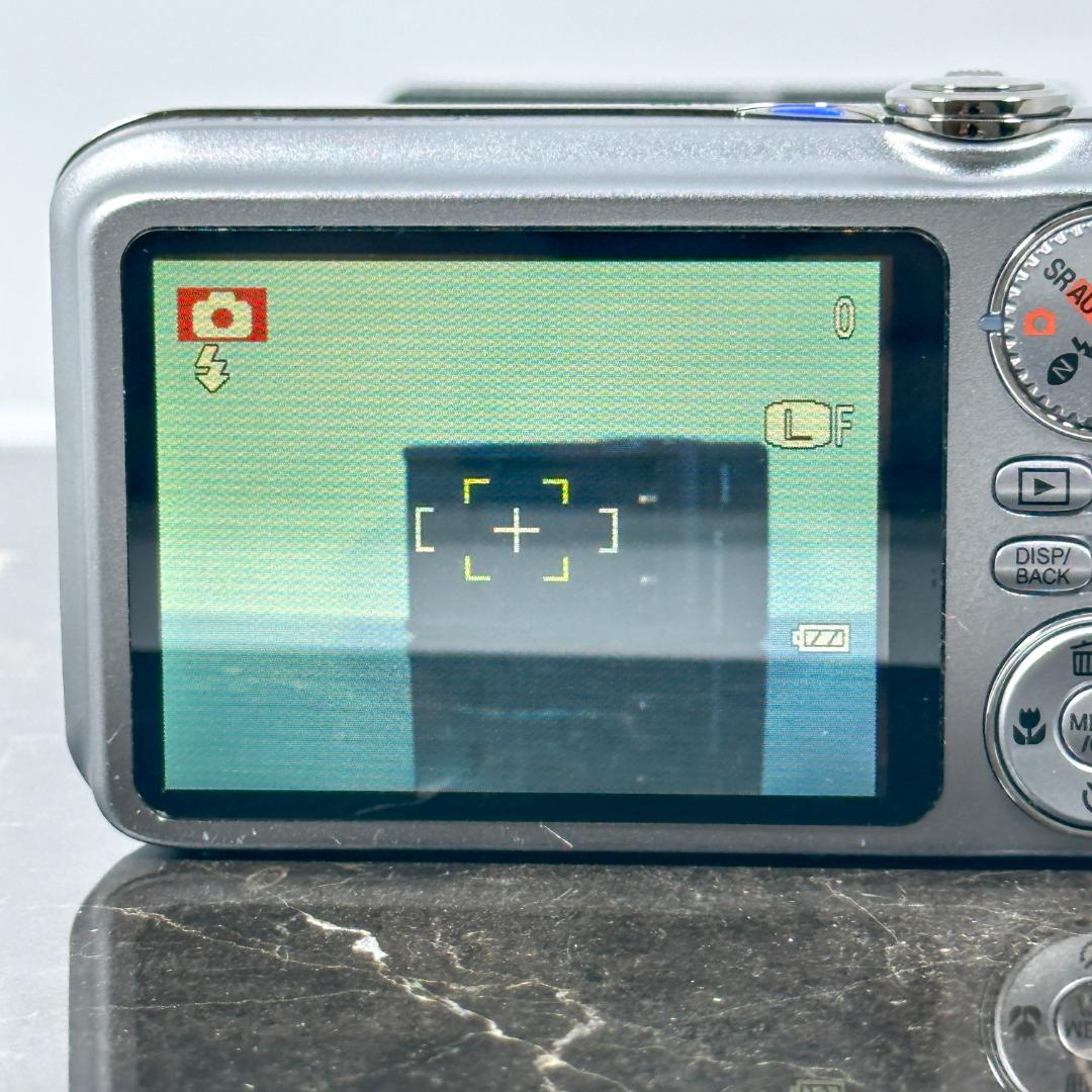 FUJIFILM FINEPIX JX300 フジフイルム シルバー
