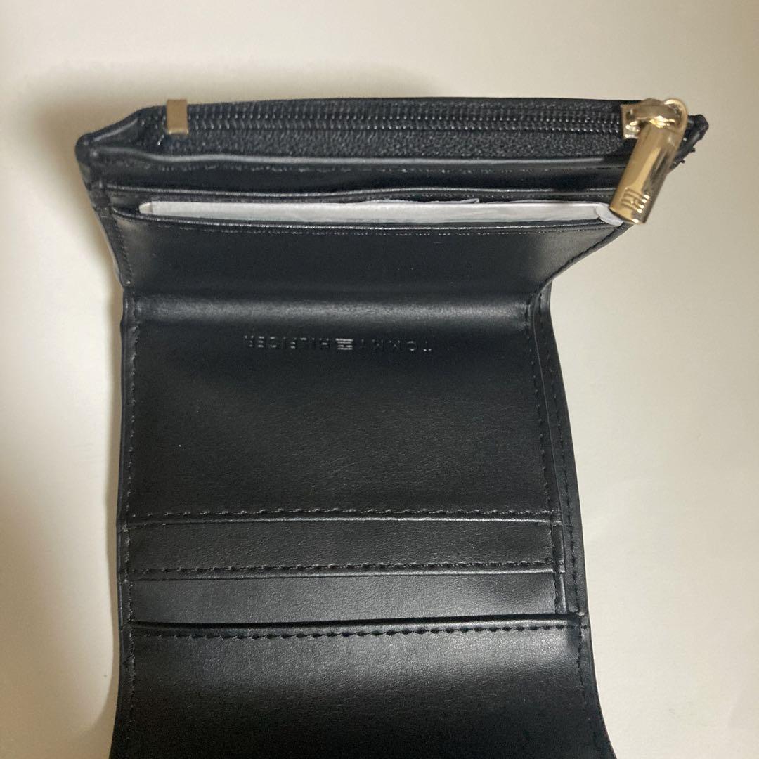 財布　 HILFIGGER 新品　お値下げ中