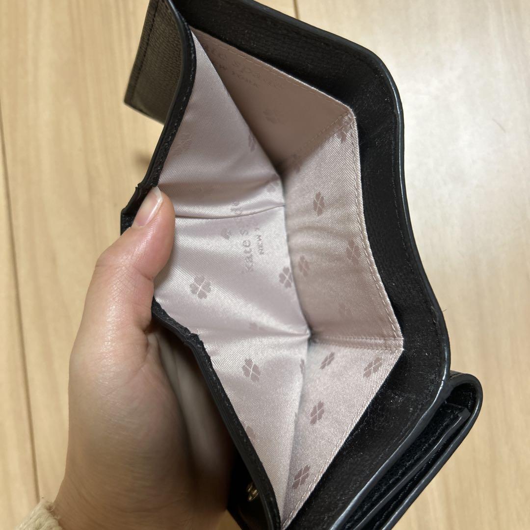 kate spade NEW YORK - 新品 ケイトスペード kate spade 3つ折り財布 バイフォールド フラップ ウォレット ブラックの通販  by 【全て新品】ブランドストリートリング楽天ラクマ店｜ケイトスペードニューヨークならラクマ