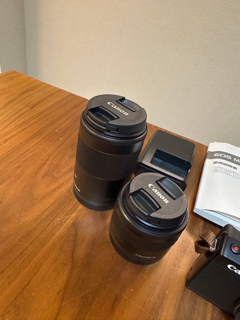 Canon EOS M100 ミラーレス一眼 Canon EOS M100 ミラーレス一眼