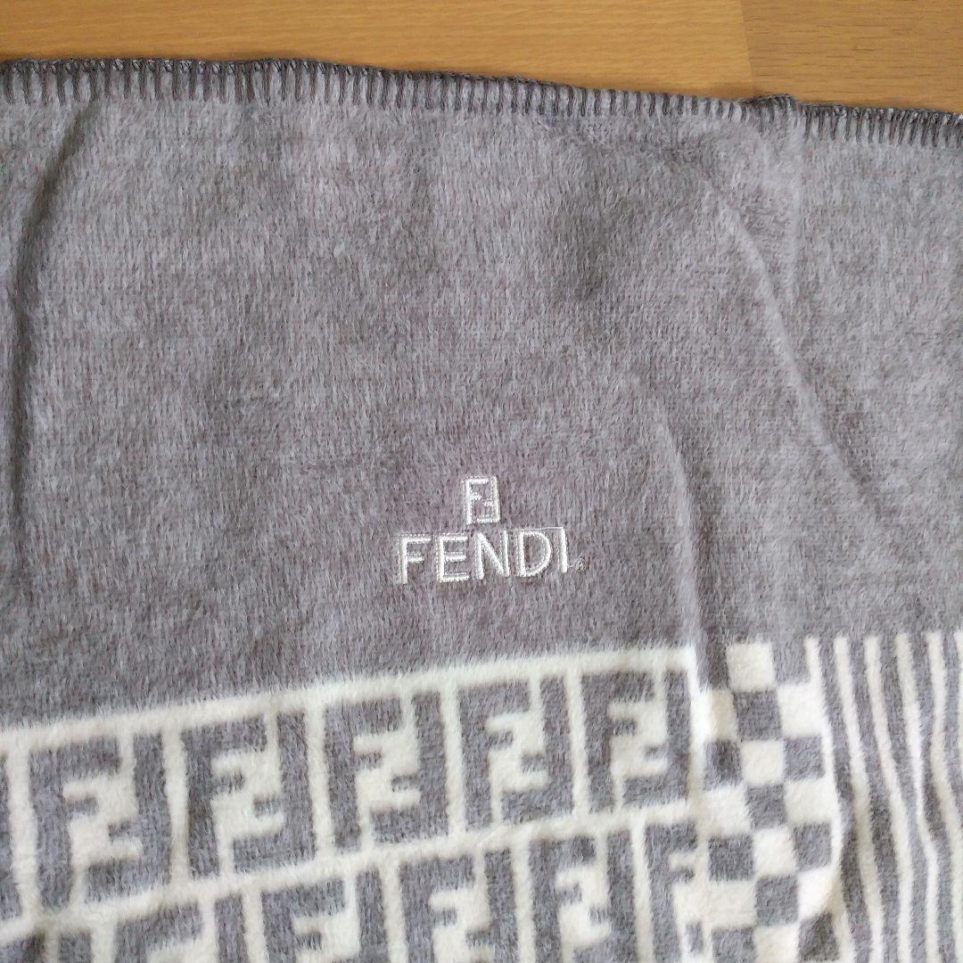 特売 FENDI 毛布 ecousarecycling.com