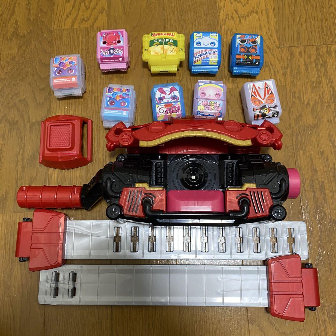 DX変身ベルトガヴ　ゴチゾウセット