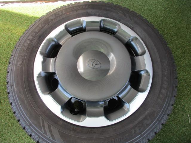 トヨタ純正 シエンタ 185/65R15 スタッドレスタイヤSET BSY15Y 画像2