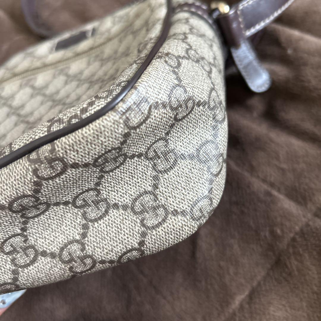 GUCCI GGロゴ ショルダーバッグ