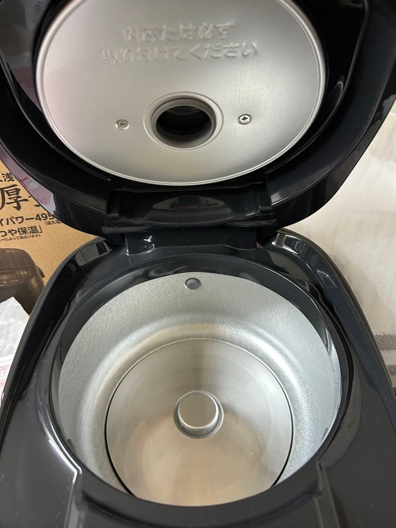 象印マホービン 炊飯器 3合 2025年製 象印マホービン 炊飯器 3合 2025年製