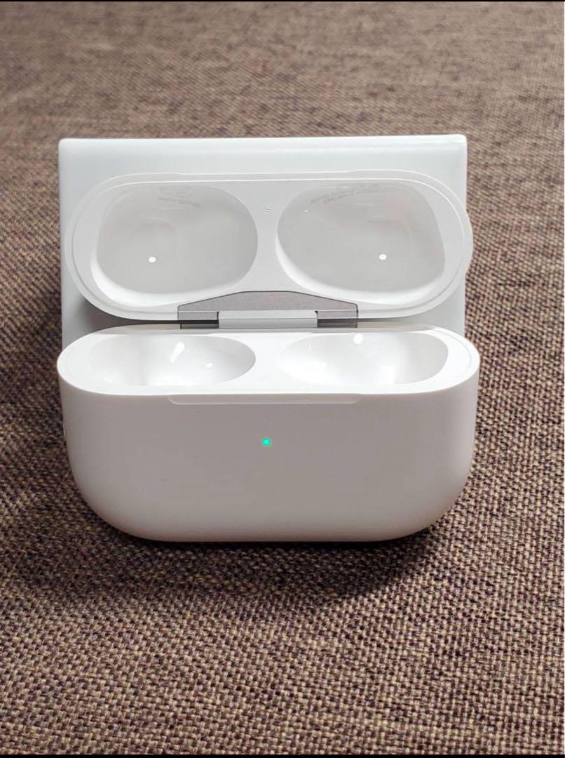 Apple AirPods Pro 第2世代 充電ケースのみ008 Apple AirPods Pro 第2世代 充電ケースのみ008