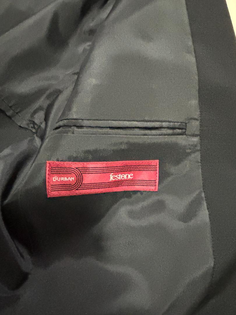 J603★新品同様 ダーバン黒ジャケット ブレザー男性用A4 冠婚葬祭フォーマル