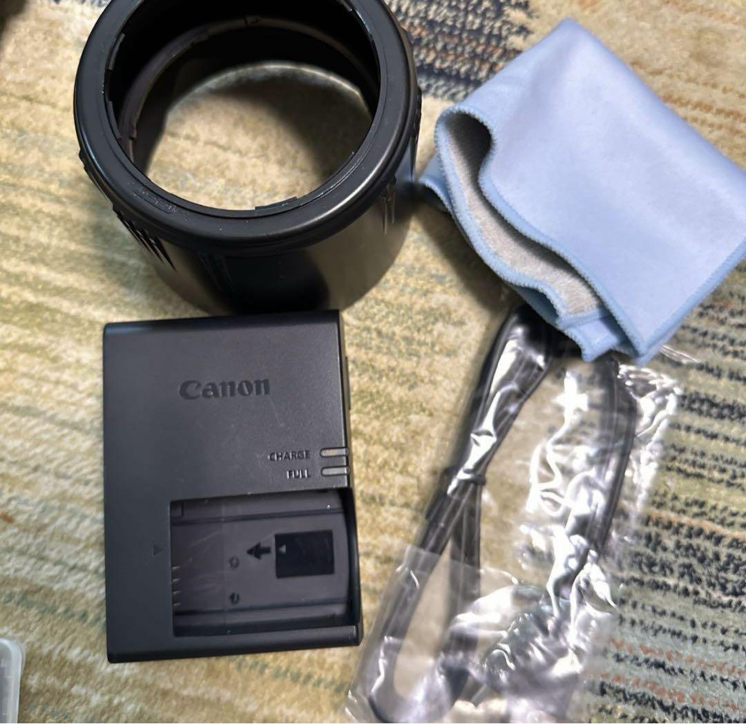 Canon EOS kiss x8i一眼レフ　レンズ2つ　ほかセット込み