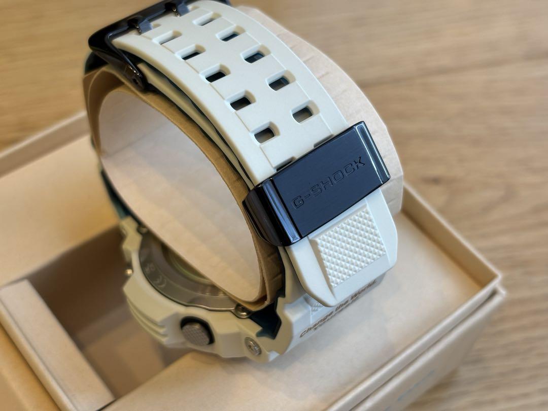 美品】G-SHOCK GW-9408KJ-7JR レンジマン白 - メルカリ 美品】G-SHOCK GW-9408KJ-7JR レンジマン白 - メルカリ