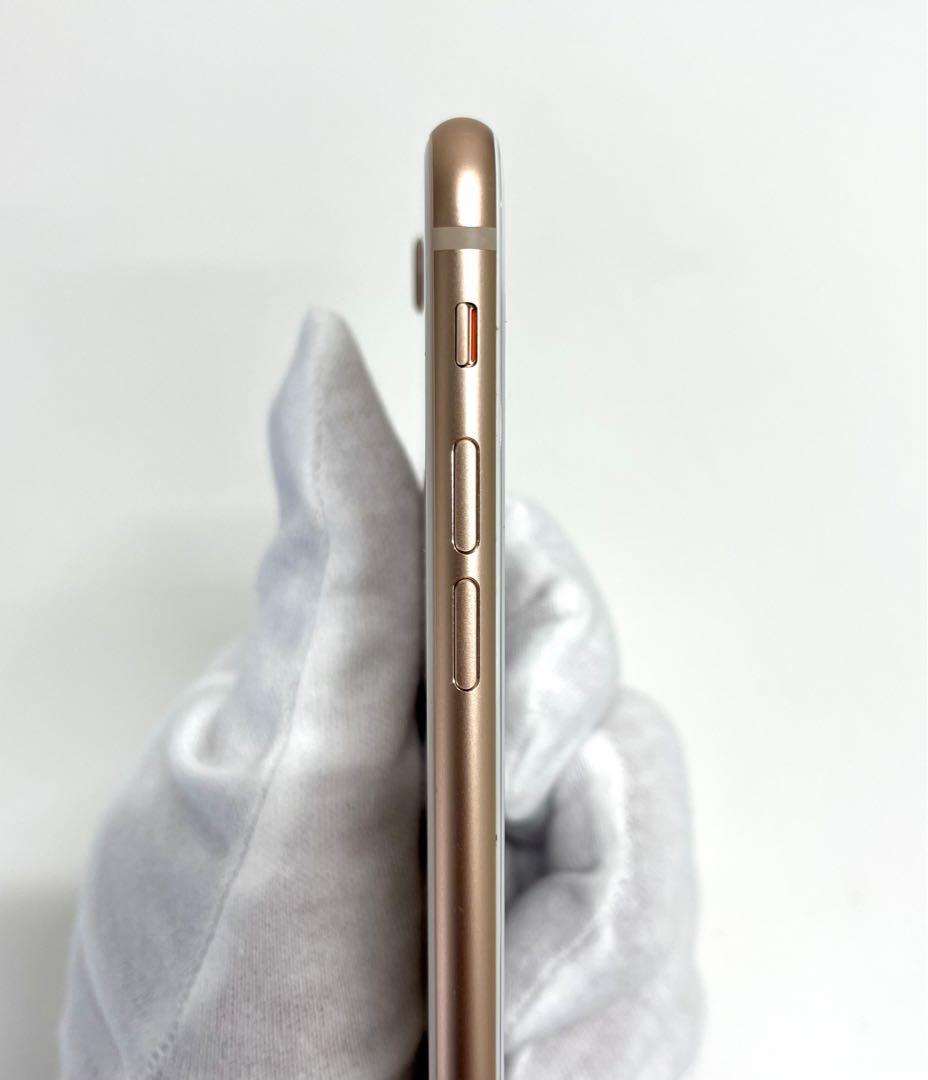 iPhone 8 ゴールド 64 GB docomo本当に 安い