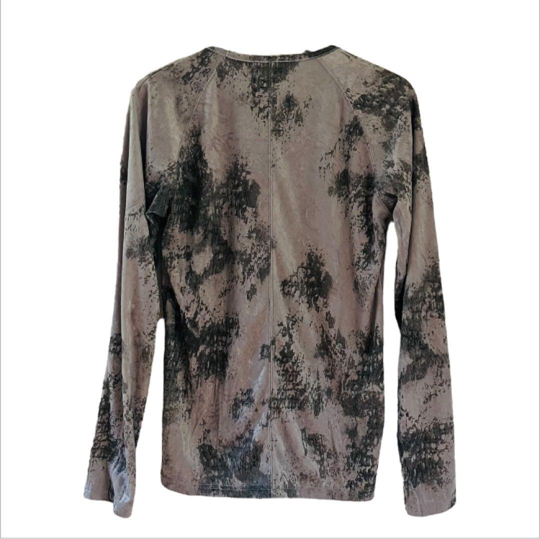 未使用　トルネードマート　Lサイズ　ベロア　ベルベット　カットソー　長袖　V