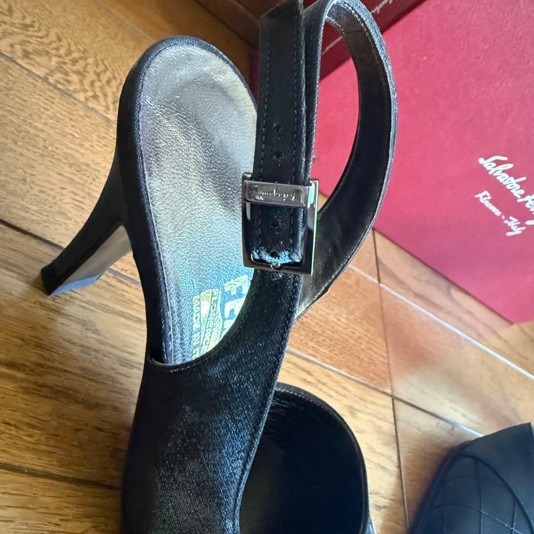 未使用品　フェラガモ パンプス ブラック　ハイヒール6 23 キルティング