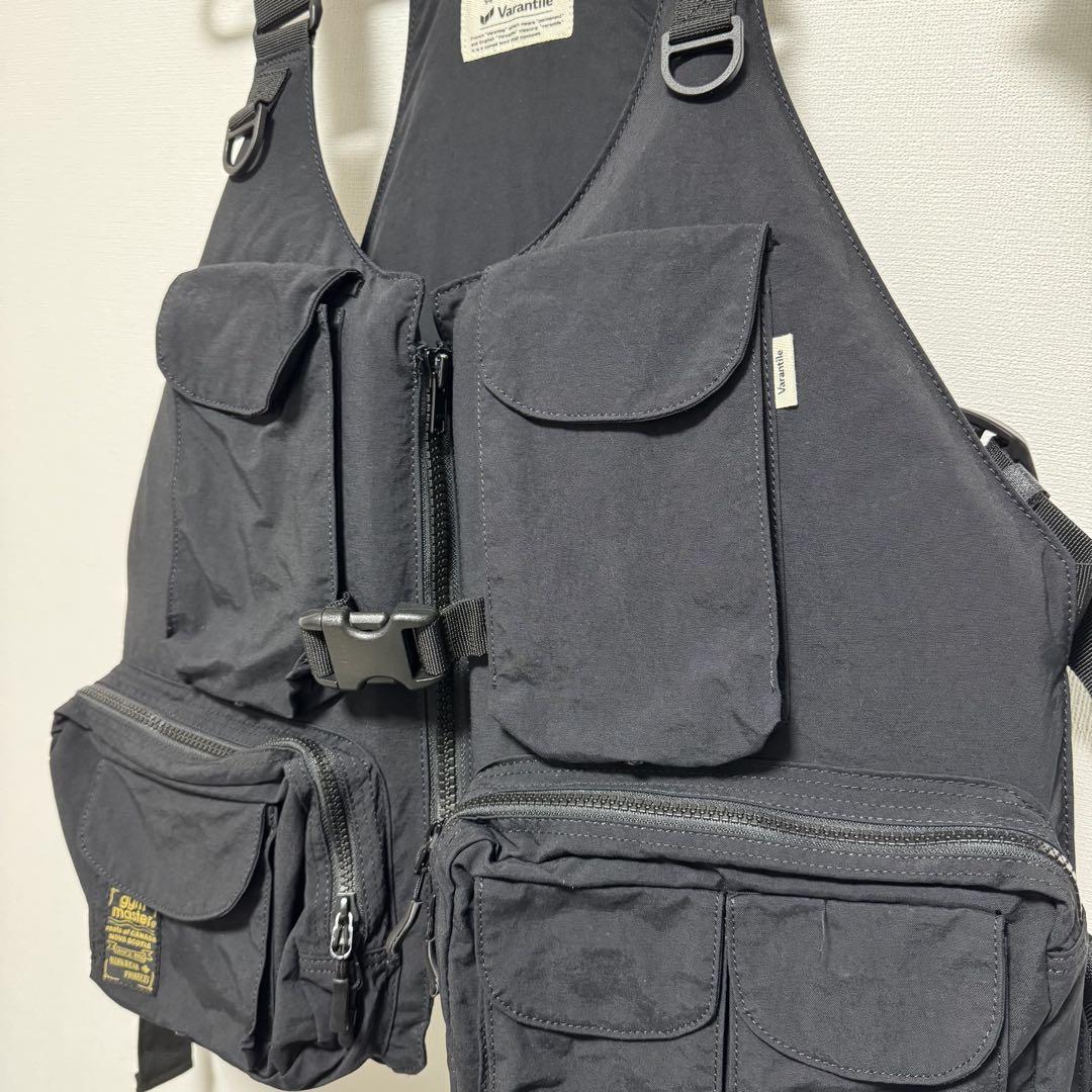 【新品未使用品】フローティングベスト gym master リバレイRBB 釣り フローティングベスト gym master リバレイRBB 新品未使用 釣り