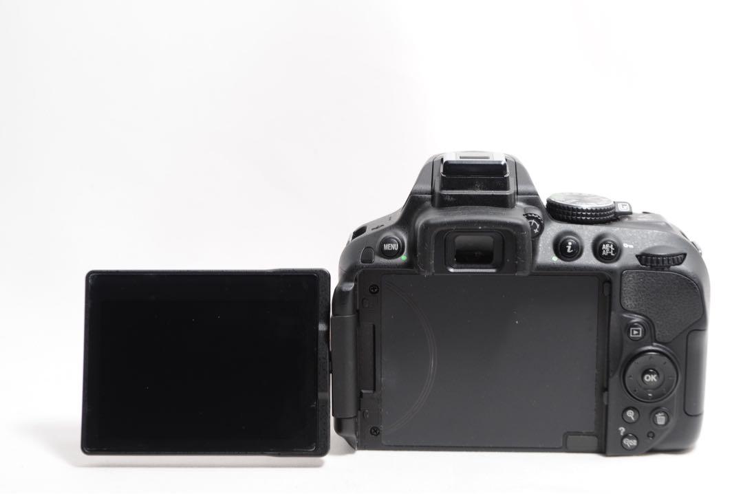 ショット数1510枚❤️Nikon D5300❤️Wi-Fi❤️一眼レフカメラ