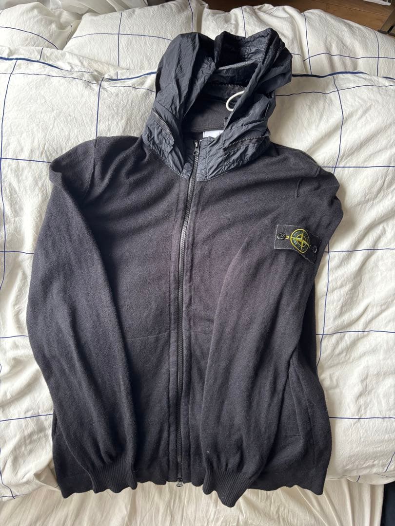 ストーンアイランド ジップアップニットパーカー ブラック/ネイビー L 美品