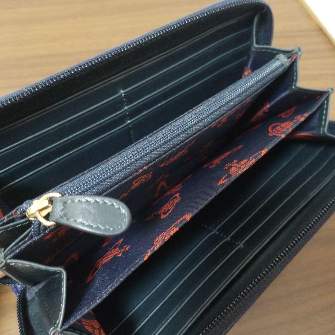 Vivienne Westwood　ラウンドファスナー　長財布　レディース　財布