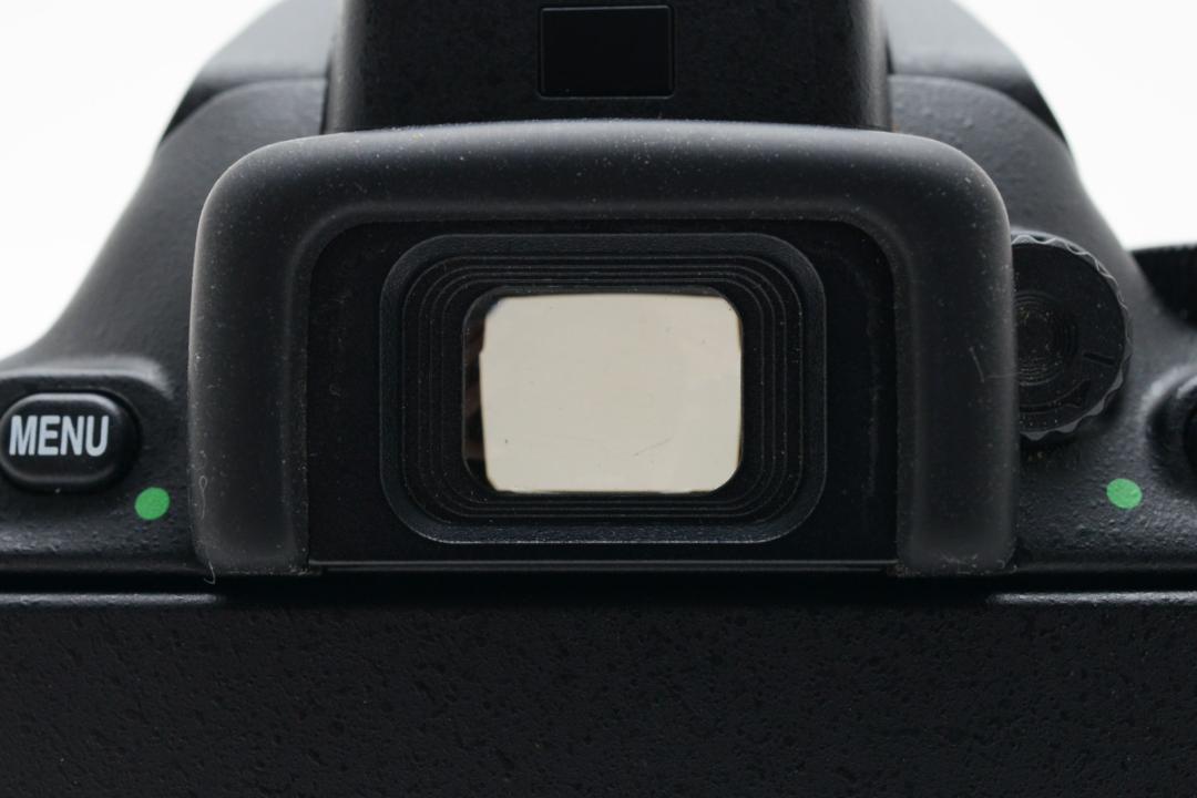 ★極上品★ NIKON ニコン D5500 ボディ