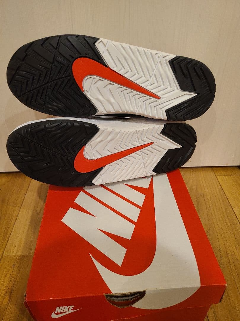 フューチュラ × ナイキ ジャム トレイン フューチュラ × ナイキ ジャム トレイン