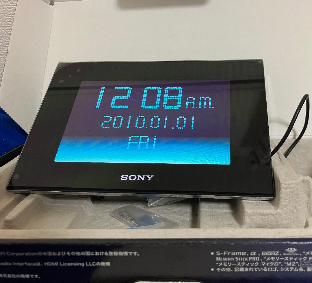 HDMI接続で動画大映し  SONY  DPF-XR80黒 SONY DPF-XR80黒 HDMI接続で動画大映し