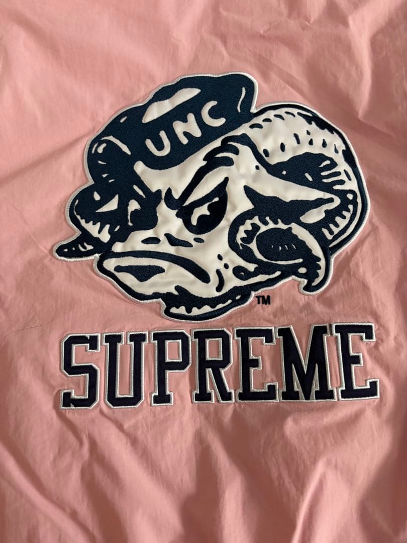 Supreme x Mitchell & Ness NCAA Hooded Supreme x Mitchell & Ness NCAA Hooded