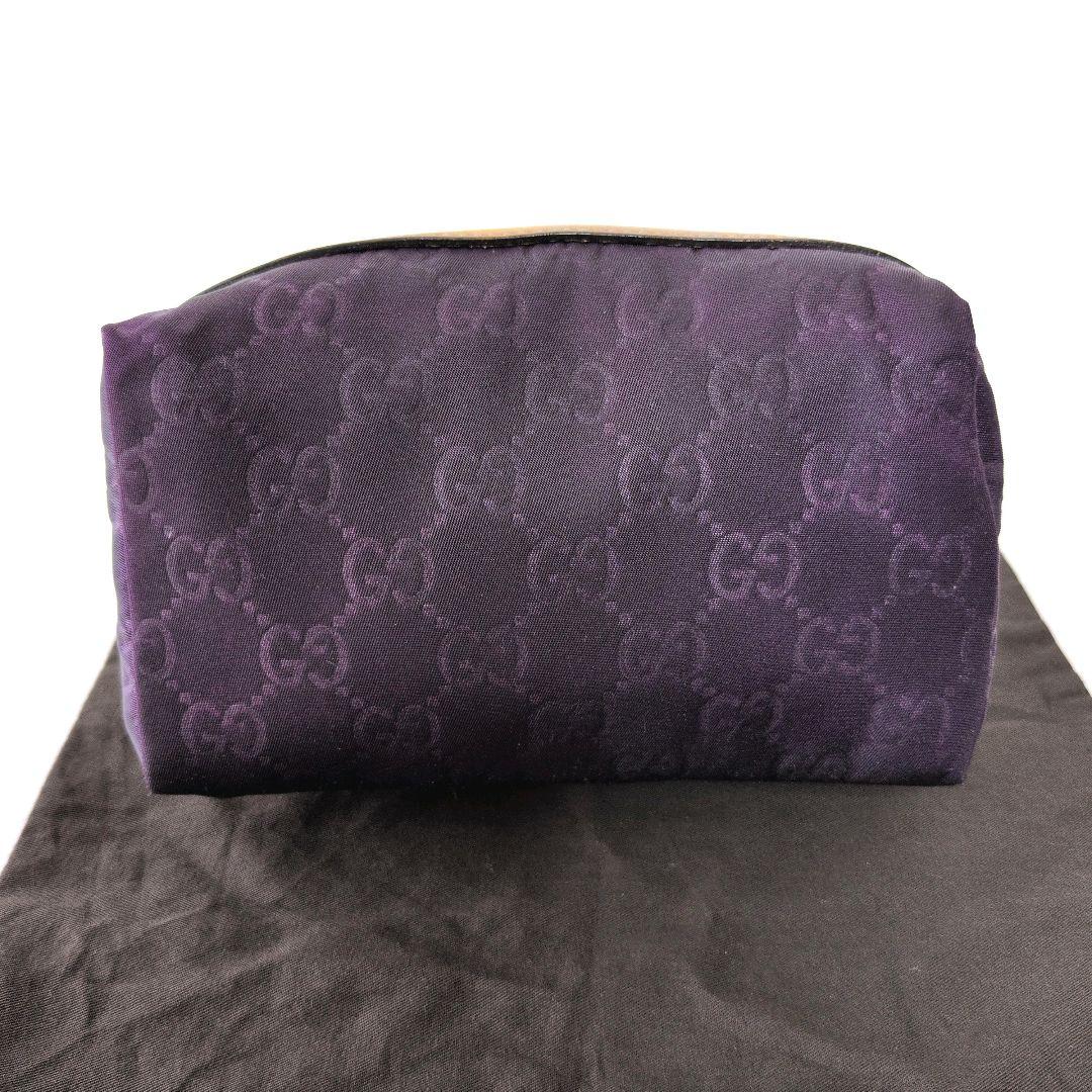 GUCCI グッチ　コスメポーチ　化粧品ポーチ　GG柄　シマナイロン×パープル