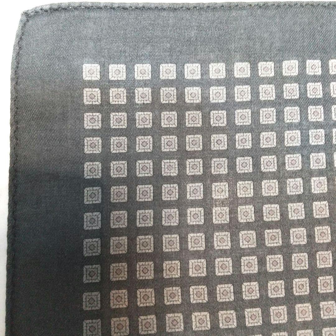 中古品　バーバリー ハンカチ メンズ ドット ブラック　34519