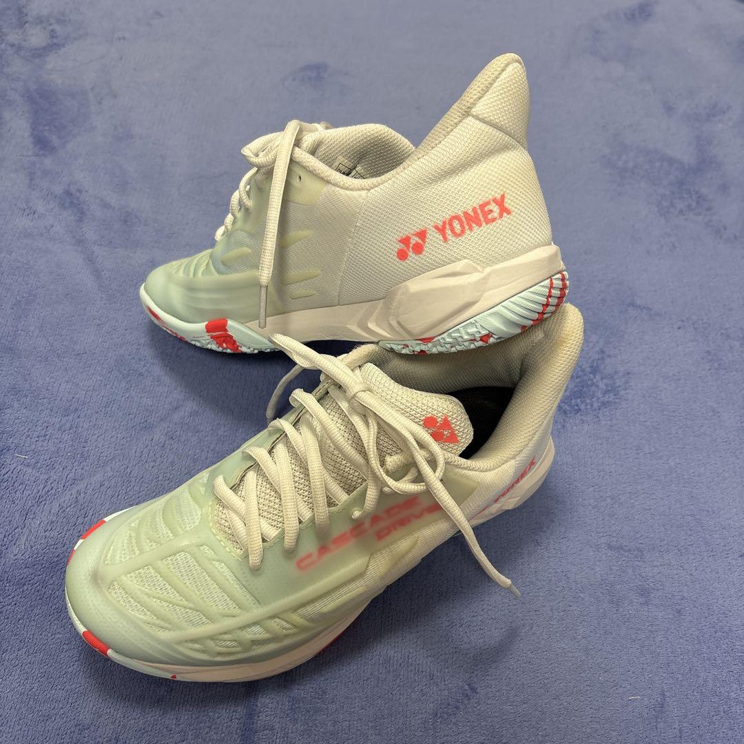 YONEX CASCADE ACE バドミントンシューズ 24.5㌢　美品 楽天市場】ヨネックス パワークッション カスケードドライブ