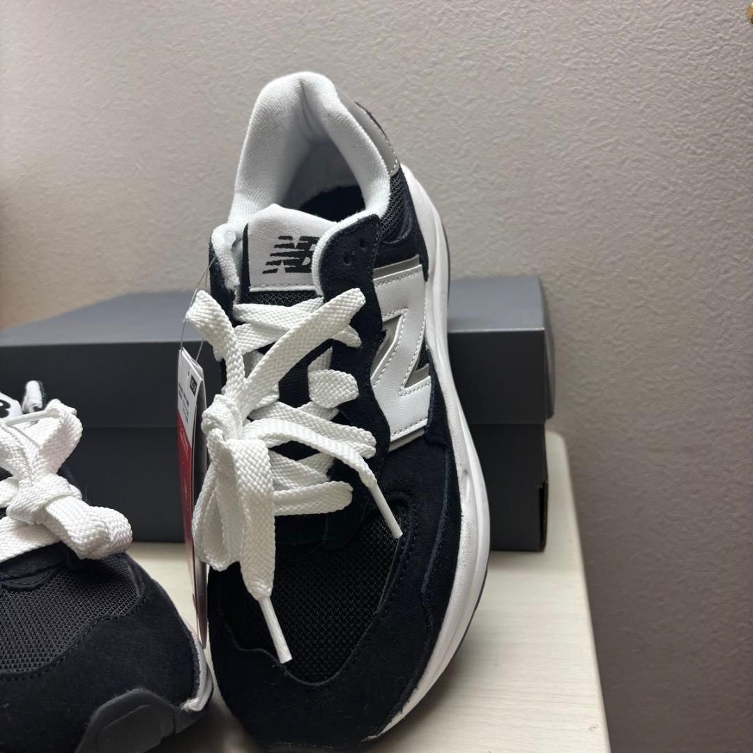 M5740CBD ブラック