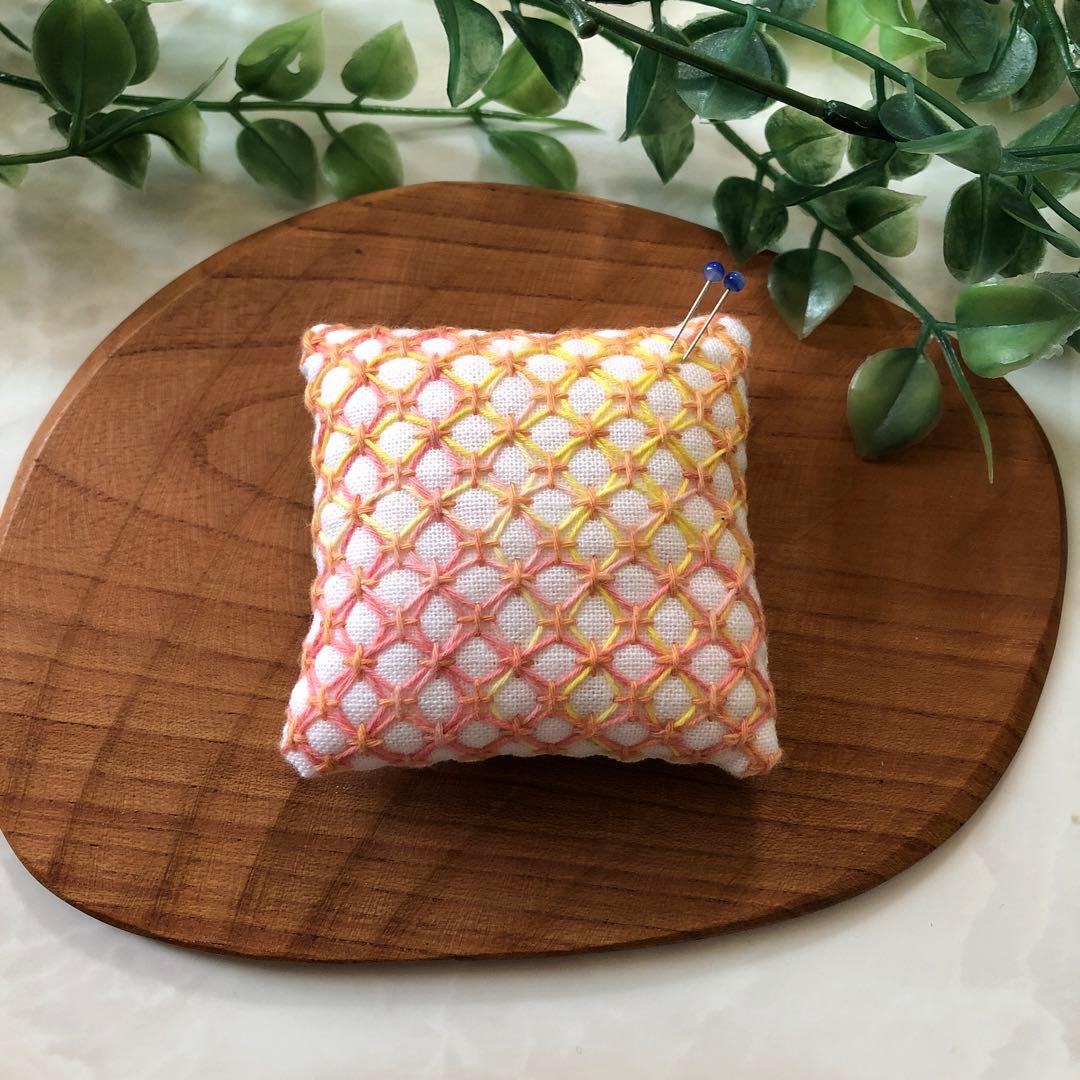 最大94%OFFクーポン 刺し子のピンクッション*針刺し 針山 - thangmaye