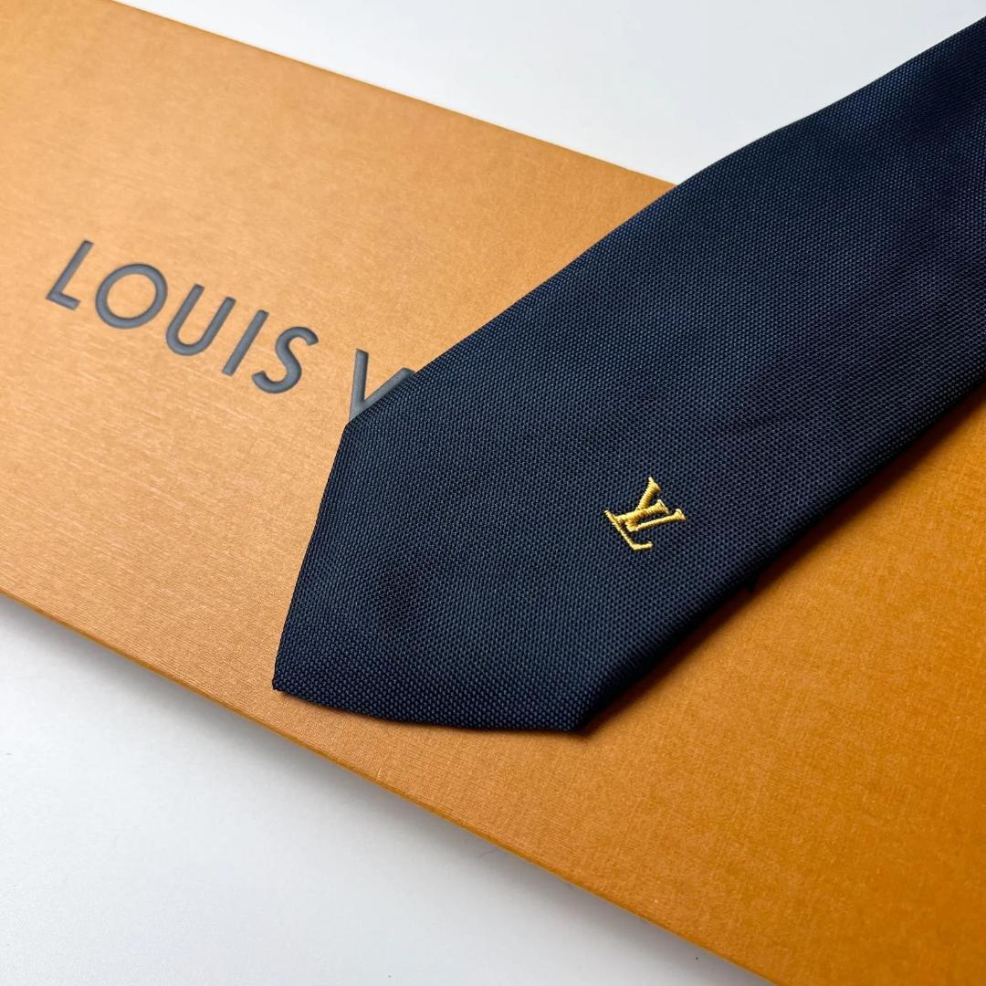 美品 ルイヴィトン Louis Vuitton ネクタイ シルク100%