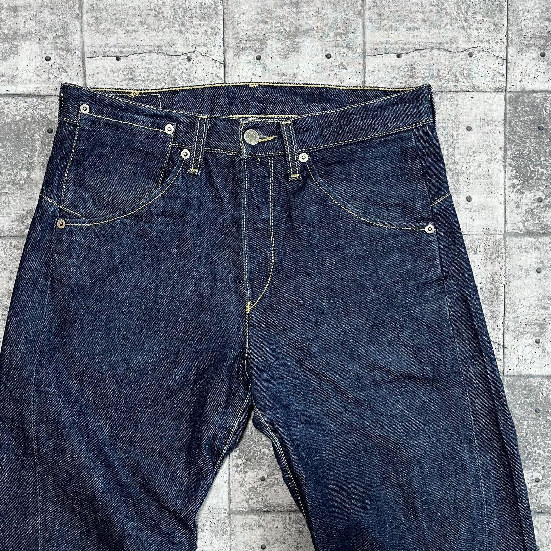 Y2K EURO Levis Engineered 立体裁断 濃紺 ポーランド製