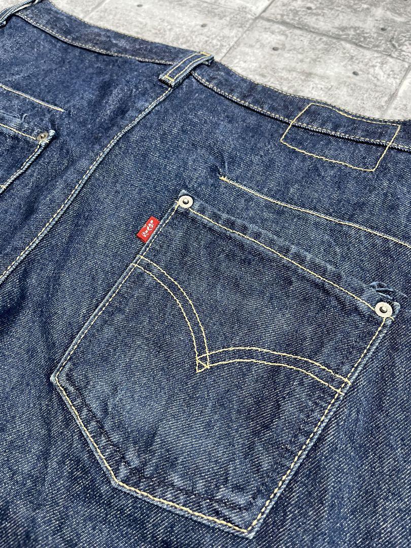 Y2K EURO Levis Engineered 立体裁断 濃紺 ポーランド製