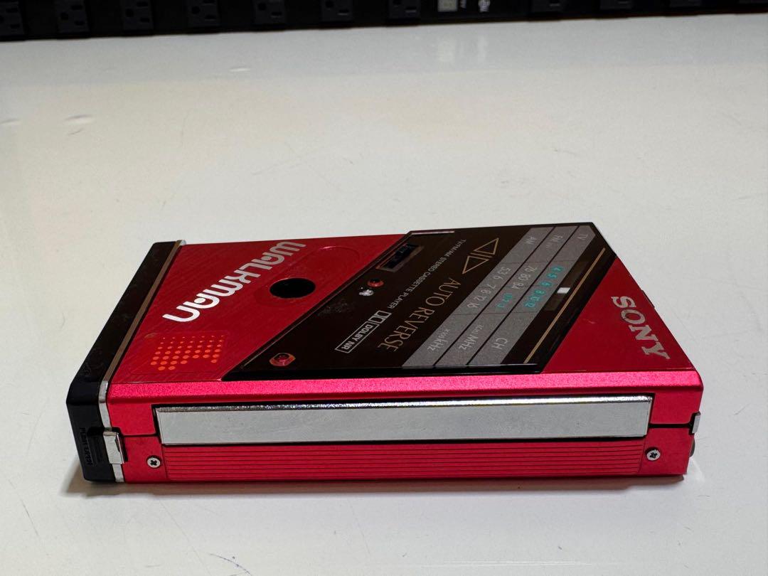 SONY WALKMAN ステレオカセットプレーヤー WM-F102 SONY WALKMAN ステレオカセットプレーヤー WM-F102