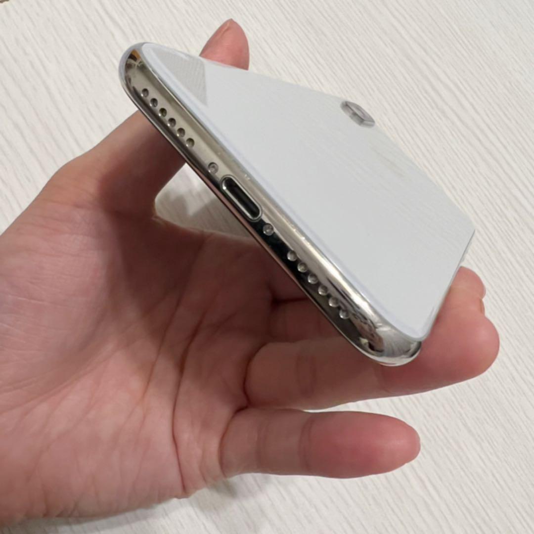 iPhone ドコモ 本体のみ MIEm9-m95925919539 X 64GB 即納