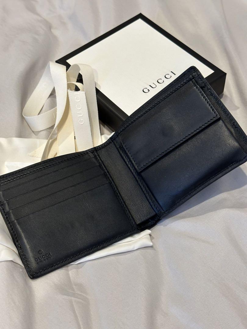 GUCCIグッチ  GGスプリーム 二つ折り財布