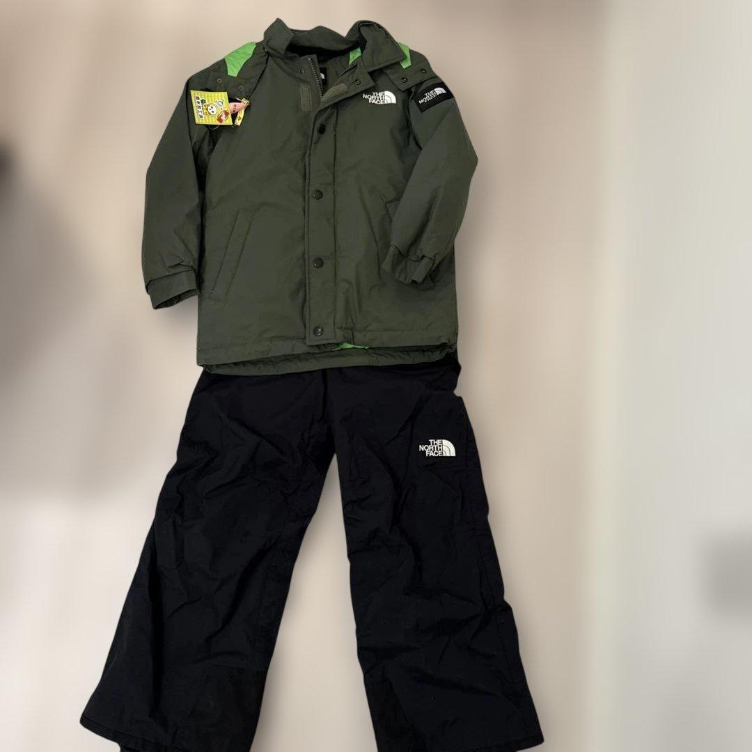THE NORTH FACE 子供用スキーウェアセット 130 ソレルブーツ130cm THE NORTH FACE