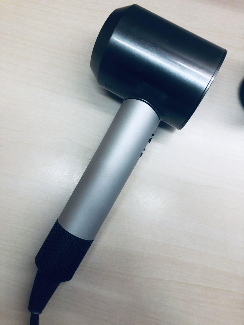 Dyson ヘアドライヤー HD02 プロ専用品 極美品】【限定】HD02 ダイソン ヘアードライヤー プロ専用 法人