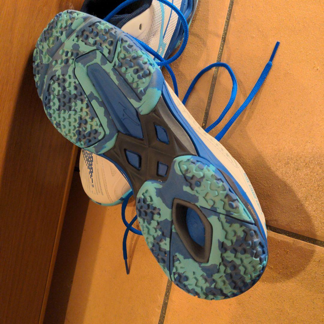 MIZUNO　ウェーブエクシードライト2