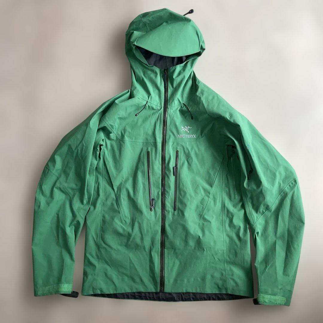 ARC’TERYX マウンテンパーカー グリーン LARC TERYX