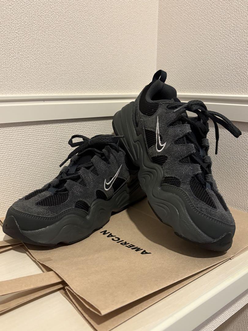 新品　NIKE TECH HERA スニーカー