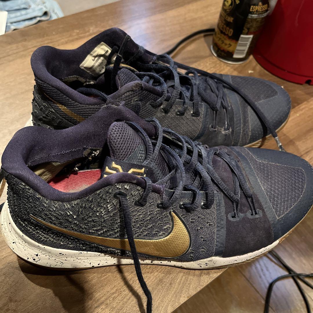 NIKE - ユウト　NIKE KYRIE 3TS EP ナイキ　カイリー3 11/11発売！ナイキ カイリー 3 EP “ユニバーシティ レッド