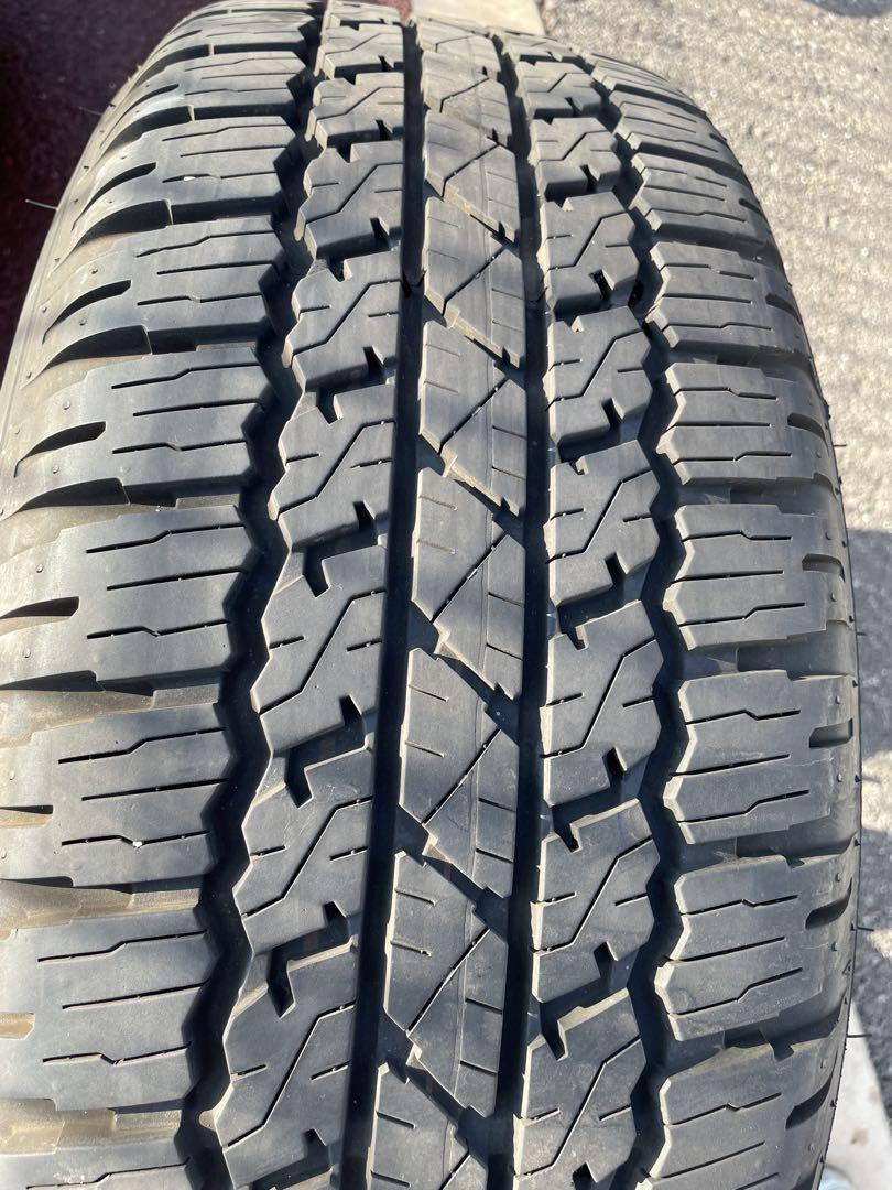【美品】ハイラックス後期Ｚグレード純正タイヤ・ホイールセット　265/65r17