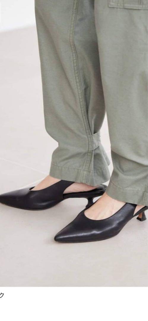 美品　SLOBE IENA ブラックレザースリングバックパンプス