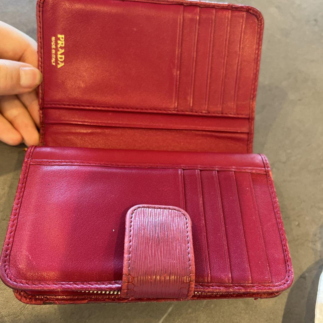 PRADA 二つ折り財布 赤 PRADA - 美品 PRADA プラダ 二つ折り財布 ファスナー ミニ財布